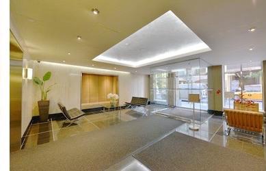 Foto del edificio - 311 W 50th St