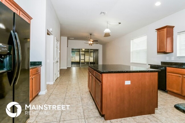 Building Photo - 1496 Dittmer Cir SE