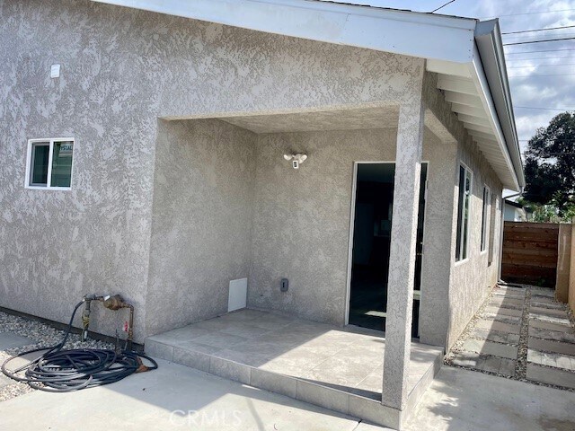 Building Photo - 5948 Dagwood Ave