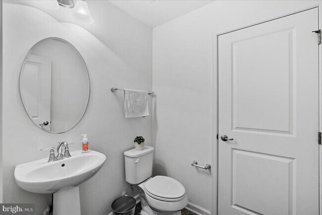 Foto del edificio - 43387 Charitable St