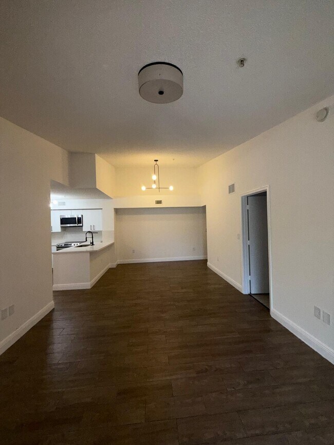 Building Photo - 11165 SW 6th St