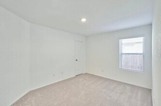 Building Photo - 6313 Barrington Clf Trl