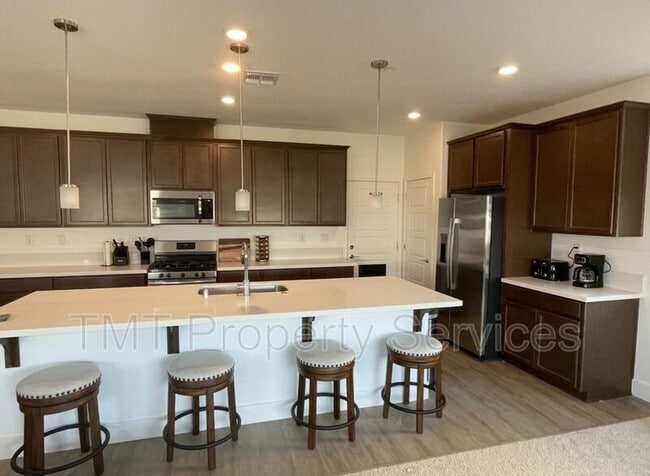 Building Photo - 1060 Lyonia Cir