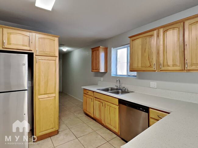 Building Photo - 4401 Halbert Ave