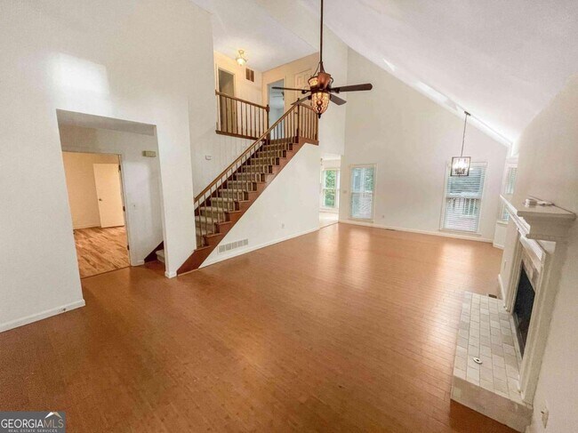 Building Photo - 1454 Hembree Station Dr