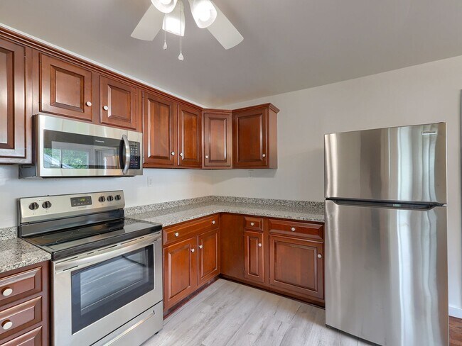 Foto del edificio - 3 Bedroom Single Family Home in Camp Hill