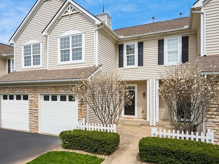 104 Cumberland Chase Blvd, Etna, OH 43062 Townhome Rentals in Etna OH