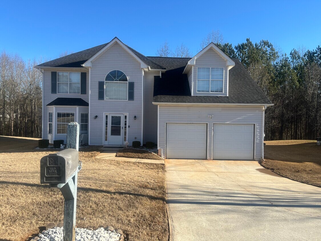 Foto principal - 4799 Snap Creek Ln