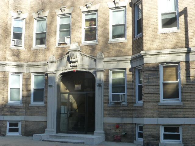 Foto del edificio - 120 Warren St