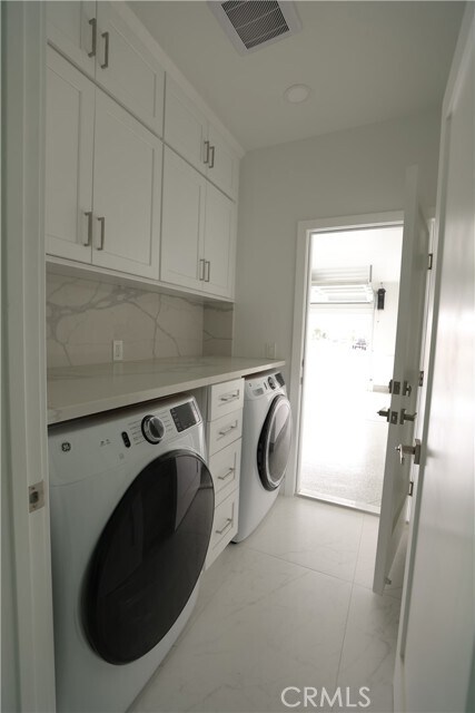 Foto del edificio - 25225 Stepping Stone Cir