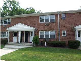 Primary Photo - 46 King James Ln