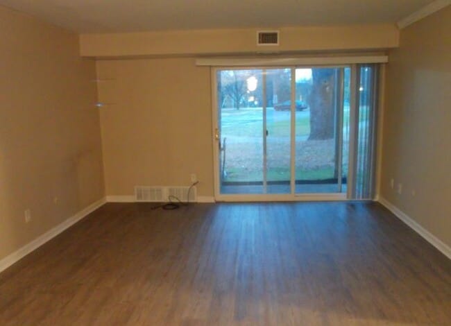 Building Photo - 38272 Fairway Ct