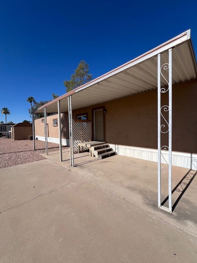 Foto del edificio - 2 br/ 2 bath home for rent