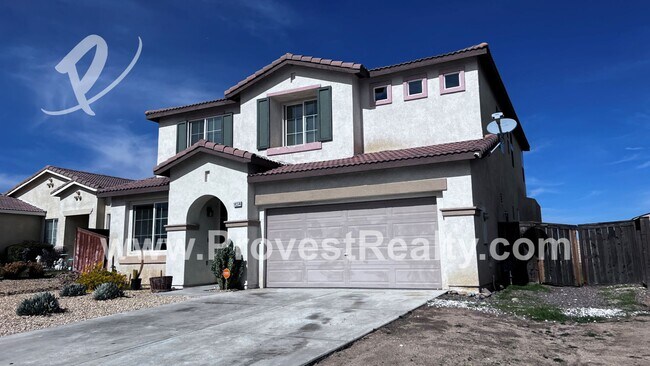 Foto del edificio - 4 Bed, 2.5 Bath Hesperia Home w/Loft!!