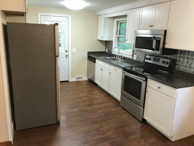 Foto del edificio - 50-550 Brookside Ave W