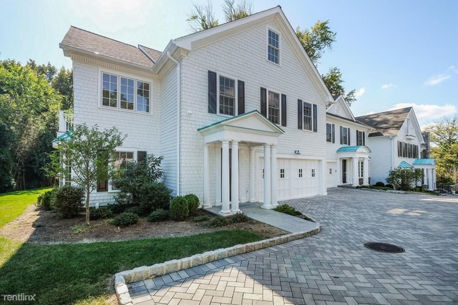 Foto del edificio - 3 br, 3.5 bath Townhome - 151 Milbank Ave ...