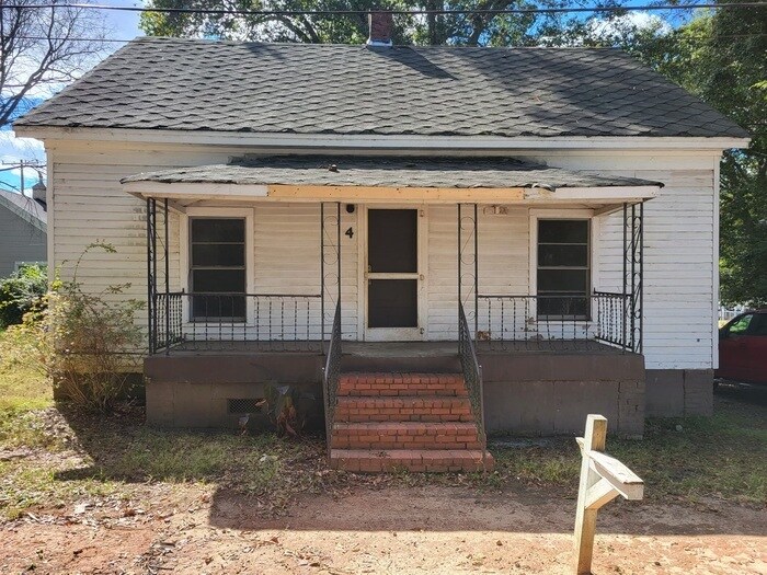 4 Beattie St, Laurens, SC 29360 House Rental in Laurens, SC