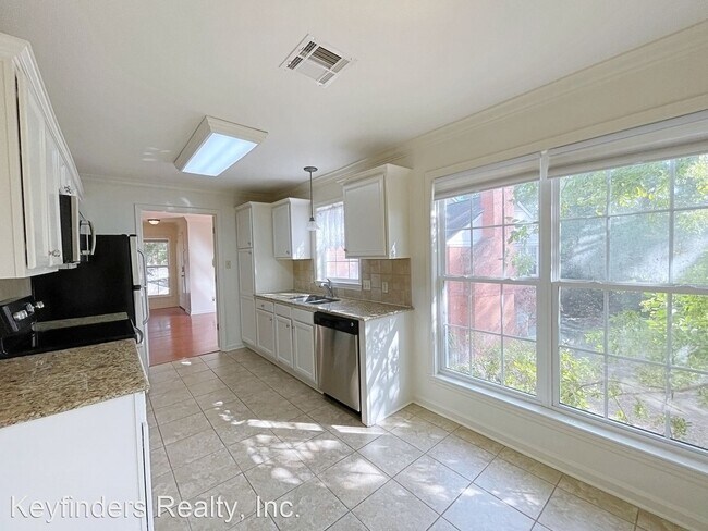 Building Photo - 3 br, 2 bath House - 7916 Jefferson Pl. Bl...