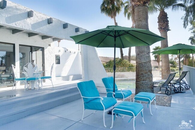 Foto del edificio - 42655 Delhi Pl