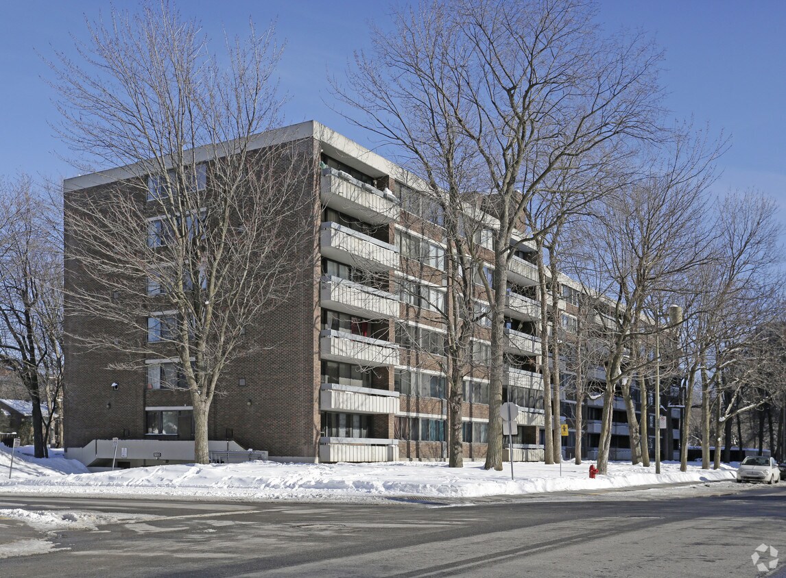 500 de Gaspé, Montréal, QC H3E 1E8 Apartments 500 de Gaspé Montréal