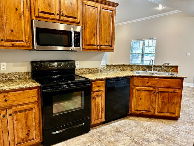 Building Photo - 520 Hickory Ridge Rd