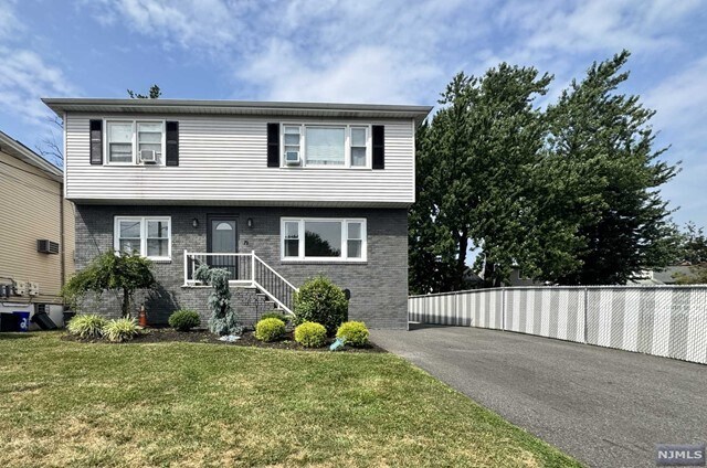 Primary Photo - 73 Kern Pl