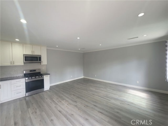 Foto del edificio - 5941 Vanalden Ave