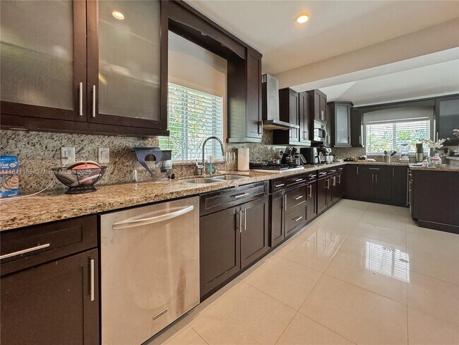 Foto del edificio - 375 SW 20th Rd