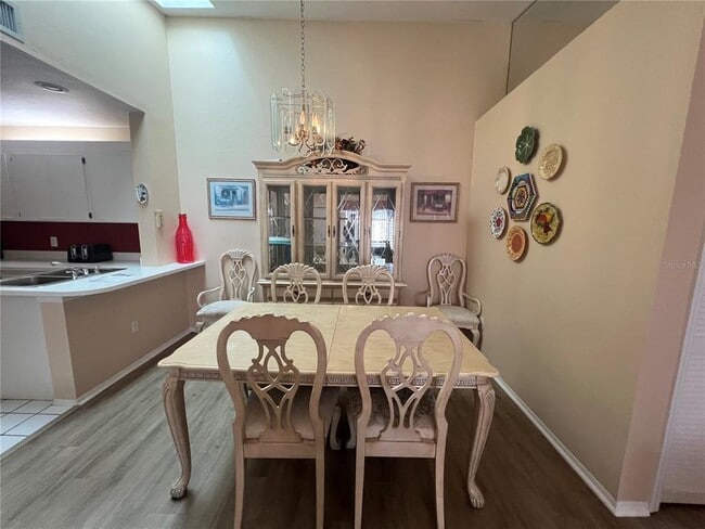 Foto del edificio - 3300 Loveland Blvd