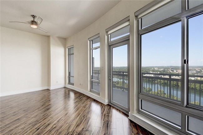 Foto del edificio - 603 Davis St