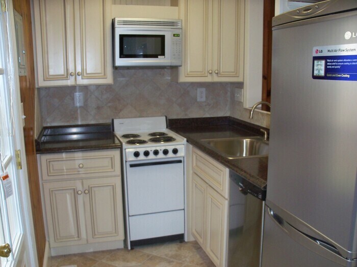 Primary Photo - Remodeled one bedroom in Dilworth!