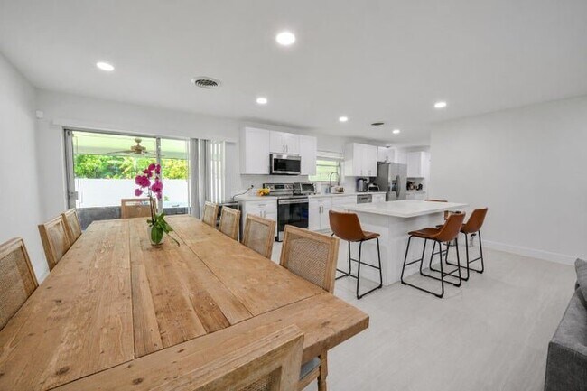 Foto del edificio - 5911 SW 36th Terrace