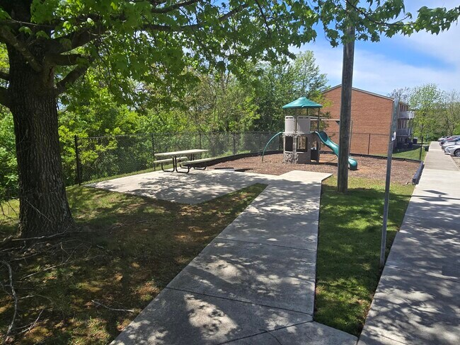 Foto del edificio - New River Gardens I