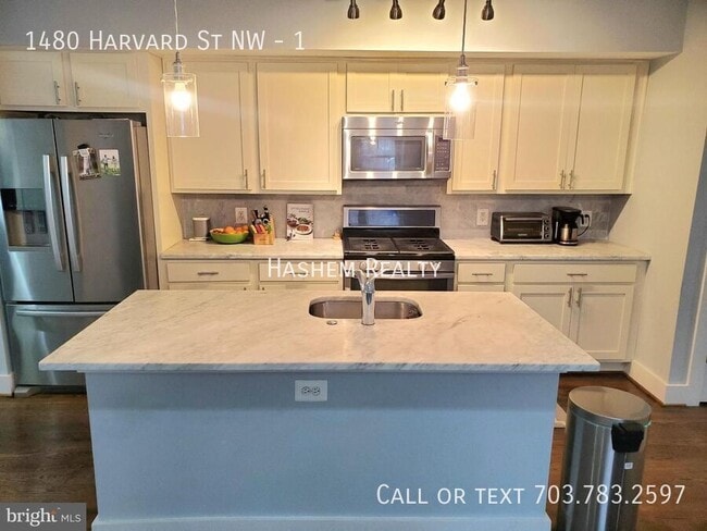 Building Photo - 1480 Harvard St NW