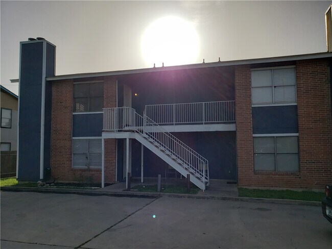 Building Photo - 6108 Wheless Cove