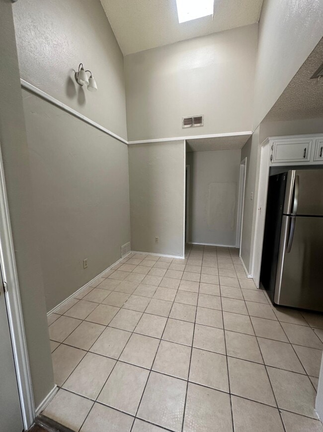 Building Photo - 5618 Brownfield Dr