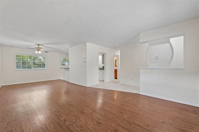 Building Photo - 1209 NW 103rd St