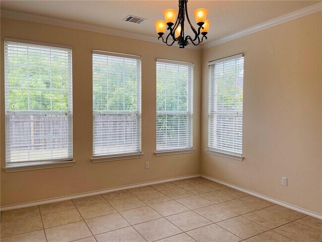 Building Photo - 125 Scarlet Oak Cove