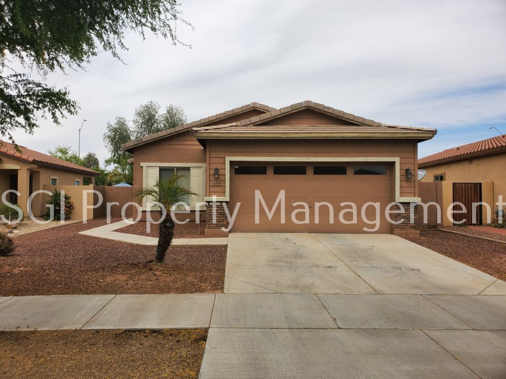 IMMACULATE HOME READY FOR MOVE IN!! House for Rent in Surprise, AZ