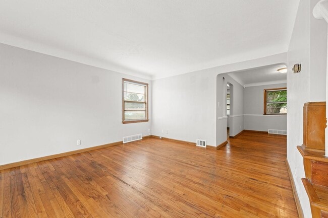 Building Photo - 4094 Lowden Rd