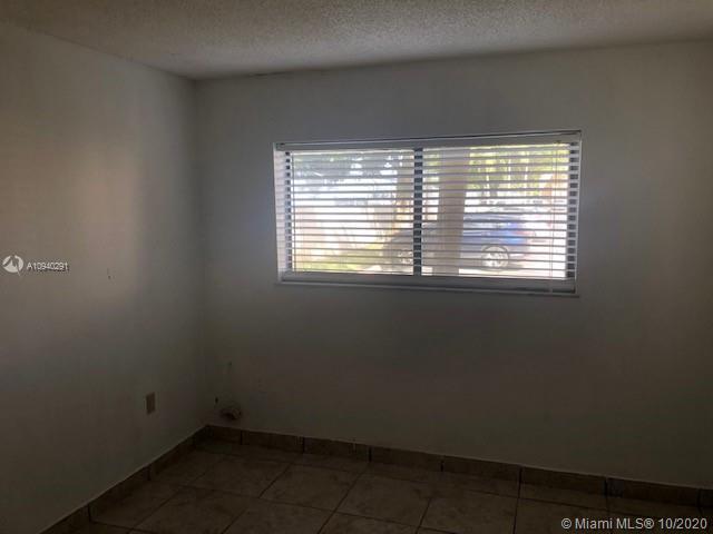 Foto del edificio - 7405 SW 152nd Ave