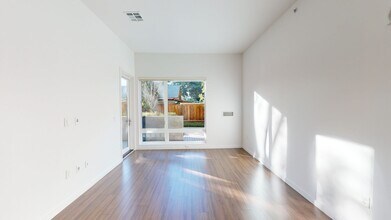 Interior Photo - Verve