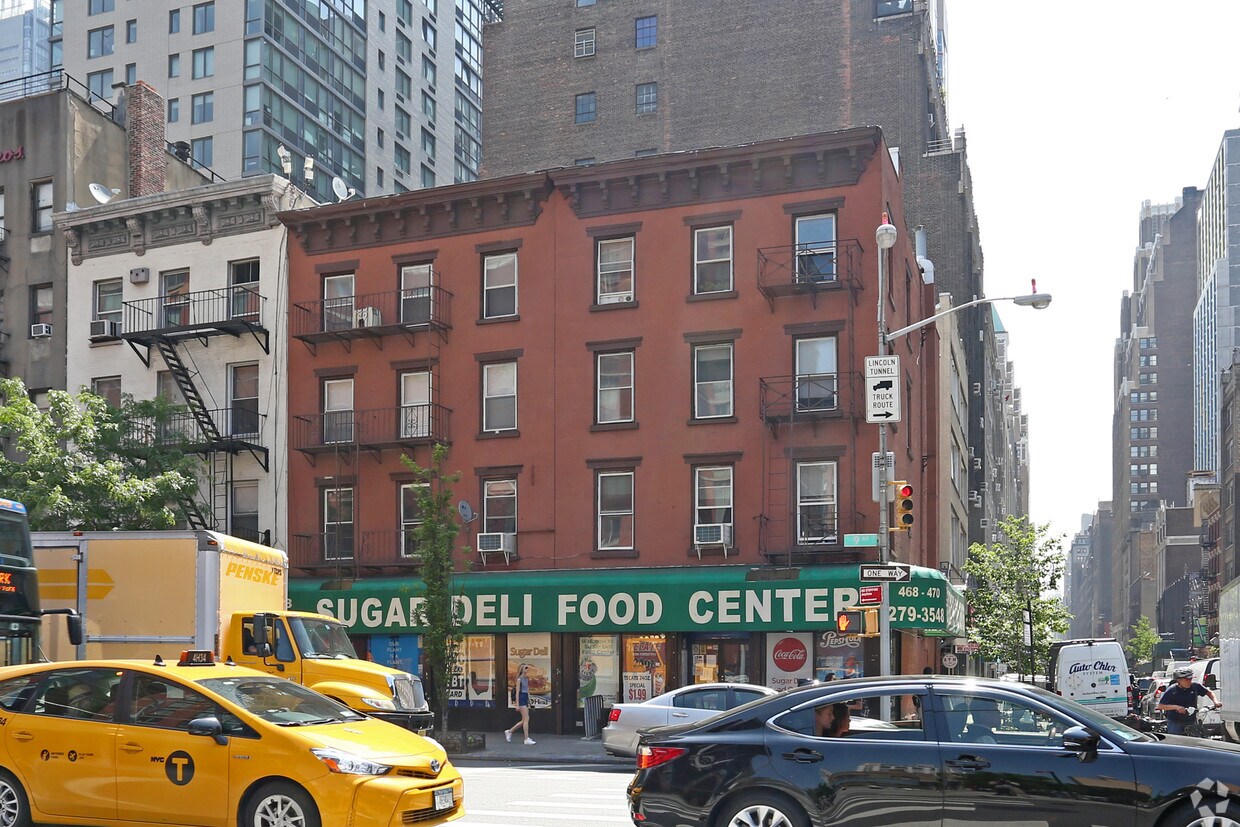 Building Photo - 369 W 36th St