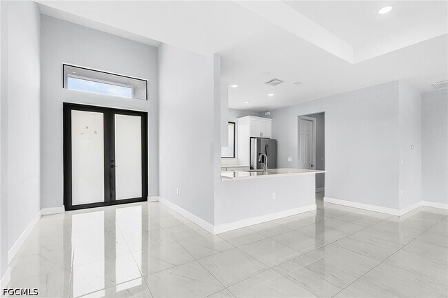 Building Photo - 2427 Tropicana Parkway W