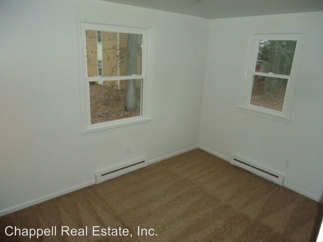 Building Photo - 2 br, 1 bath House - 4422 BAXTER RD