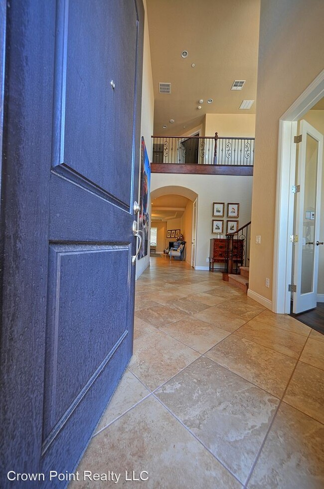 Building Photo - 2429 Chateau Napoleon Dr