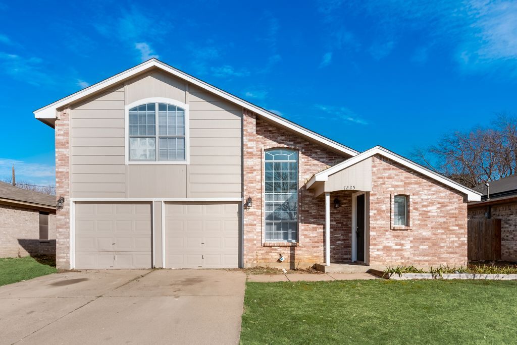 1225 Nicole Way, Burleson, TX 76028 House Rental in Burleson, TX