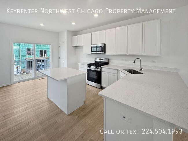 Building Photo - 12323 Tinsley St