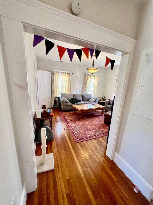 Foto del edificio - 65 Medford St