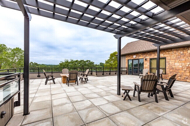 Patio en la azotea - The Overlook at Crystal Lake